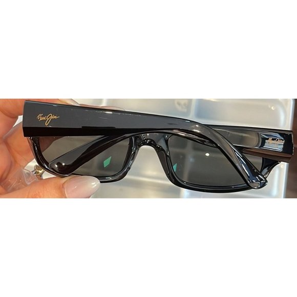Maui Jim MJ 103-02 Black Mirror Polarized Sunglasses (B) - Picture 3 of 7